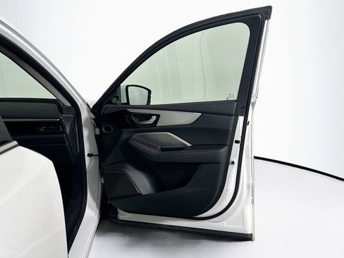 Used 2023 Acura MDX SH-AWD image 34