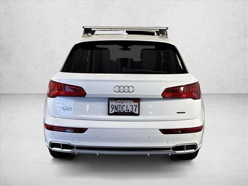 Used 2020 Audi Q5 e Premium Plus w/ Premium Plus Package AWD/4WD image 6