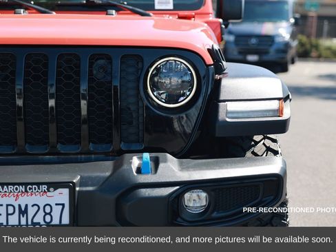 Used 2023 Jeep Wrangler Unlimited w/ 8.4" Radio Group image 5