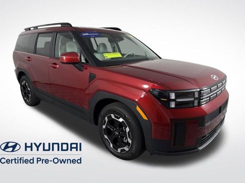 Used 2025 Hyundai Santa Fe SEL image 1
