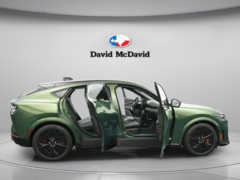 Used 2025 Ford Mustang Mach-E GT image 17