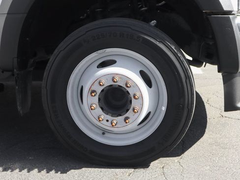 Used 2020 Ford F550 2WD Regular Cab Super Duty image 45