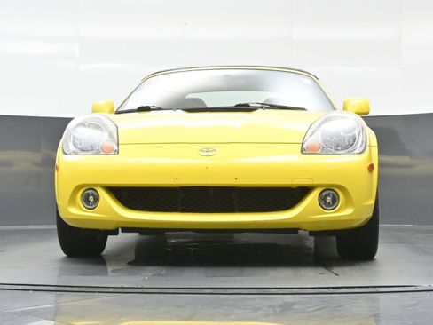 Used 2003 Toyota MR2 w/ Leather Pkg image 20