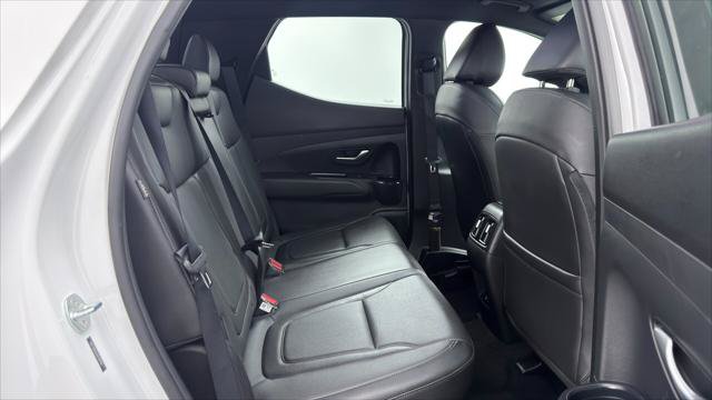 Used 2025 Hyundai Santa Cruz SEL FWD image 18