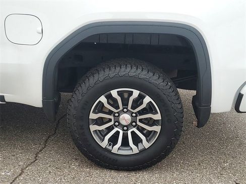 Used 2021 GMC Sierra 1500 AT4 w/ AT4 Premium Package image 28