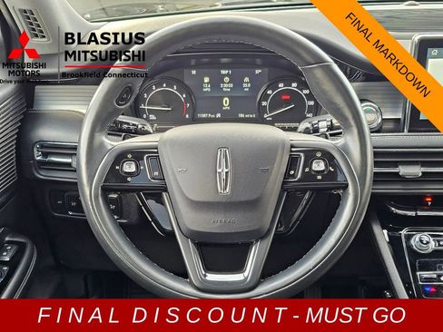 Used 2022 Lincoln Corsair AWD w/ Premium Package image 27