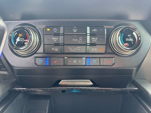 Used 2019 Ford F150 Raptor w/ Equipment Group 802A Luxury AWD/4WD image 20