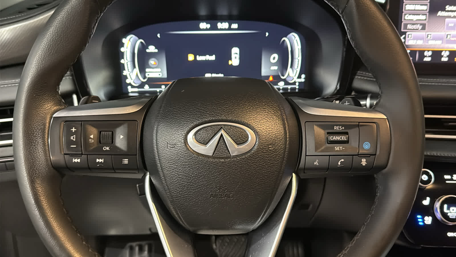 Used 2023 INFINITI QX60 Luxe w/ Cargo Package AWD/4WD image 11