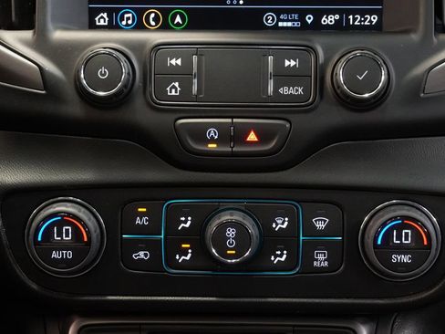 Used 2022 GMC Terrain AT4 w/ Infotainment Package II AWD/4WD image 23