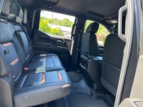 Used 2024 GMC Sierra 1500 AT4 w/ Technology Package AWD/4WD image 45