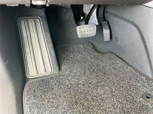 New 2026 Buick Enclave Avenir w/ Super Cruise Package image 14