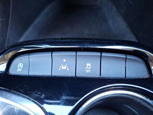 Used 2020 Buick Encore GX Essence image 20