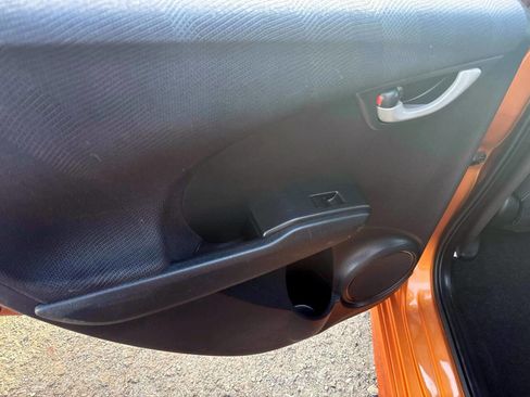 Used 2011 Honda Fit Sport image 13