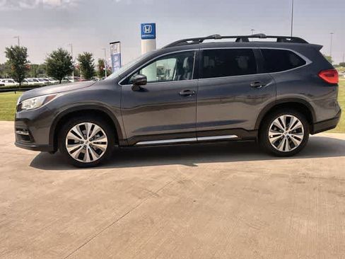 Used 2020 Subaru Ascent Limited w/ Popular Package #3 AWD/4WD image 4