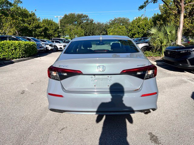 Used 2024 Honda Civic Sport image 4