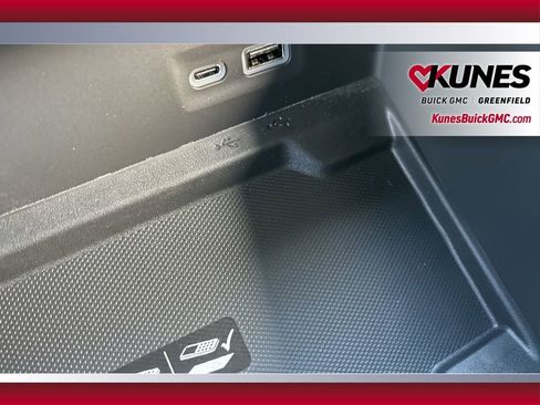 New 2026 GMC Yukon Elevation w/ Elevation Premium Package image 30