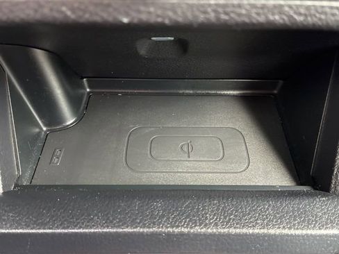 Used 2019 Toyota Tacoma TRD Sport image 36