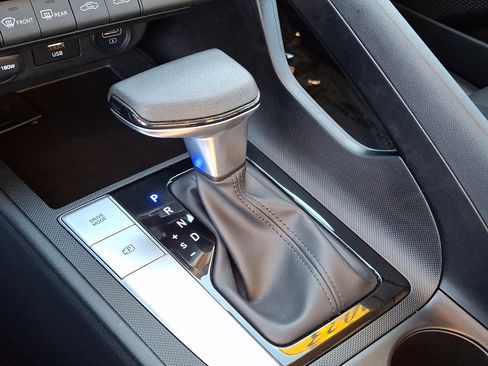 Certified 2023 Hyundai Elantra SEL w/ Cargo Package image 16