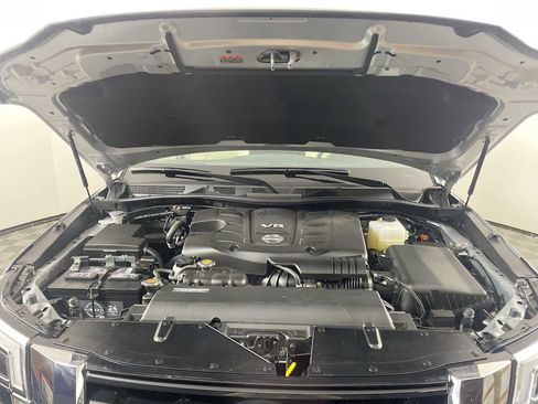 Certified 2024 Nissan Armada Platinum image 31