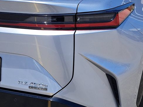 Used 2023 Lexus RZ 450e Premium w/ Technology Package AWD/4WD image 38