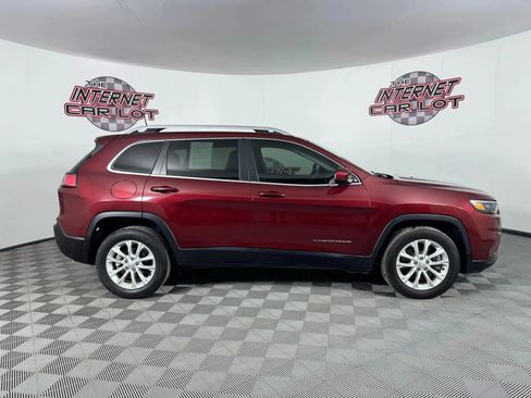 Used 2019 Jeep Cherokee Latitude w/ Popular Appearance Group FWD image 8
