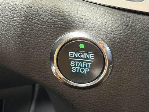 Used 2017 Ford Edge SEL w/ Equipment Group 201A AWD/4WD image 27