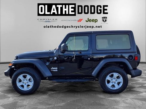 Used 2020 Jeep Wrangler Sport image 19