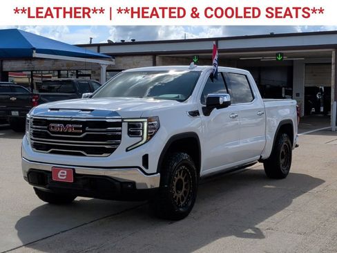 Used 2023 GMC Sierra 1500 SLT w/ SLT Premium Package AWD/4WD image 3