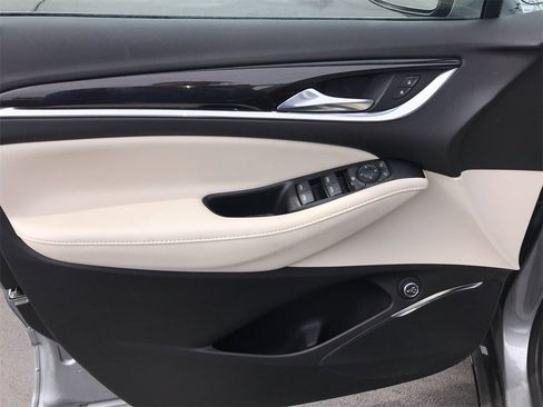 Used 2023 Buick Enclave Essence w/ Experience Buick Package image 13