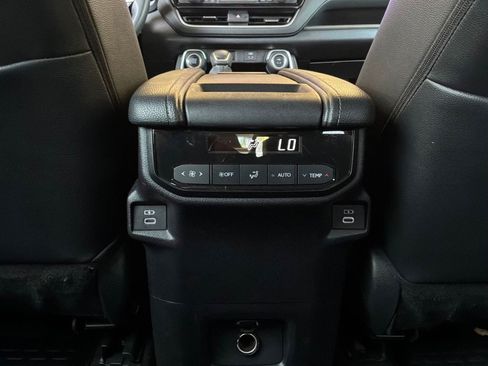 Used 2025 Toyota Grand Highlander FWD image 15