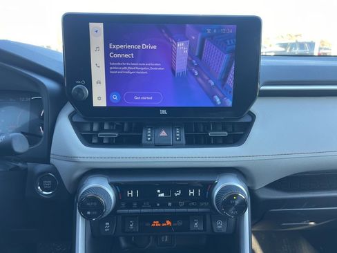 Used 2025 Toyota RAV4 XLE Premium image 5