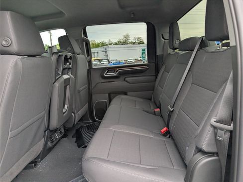 New 2026 Chevrolet Silverado 3500 LT w/ Z71 Off-Road Package AWD/4WD image 10