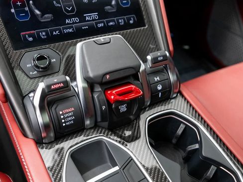 Used 2023 Lamborghini Urus S image 17