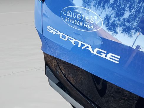 New 2026 Kia Sportage SX FWD image 28