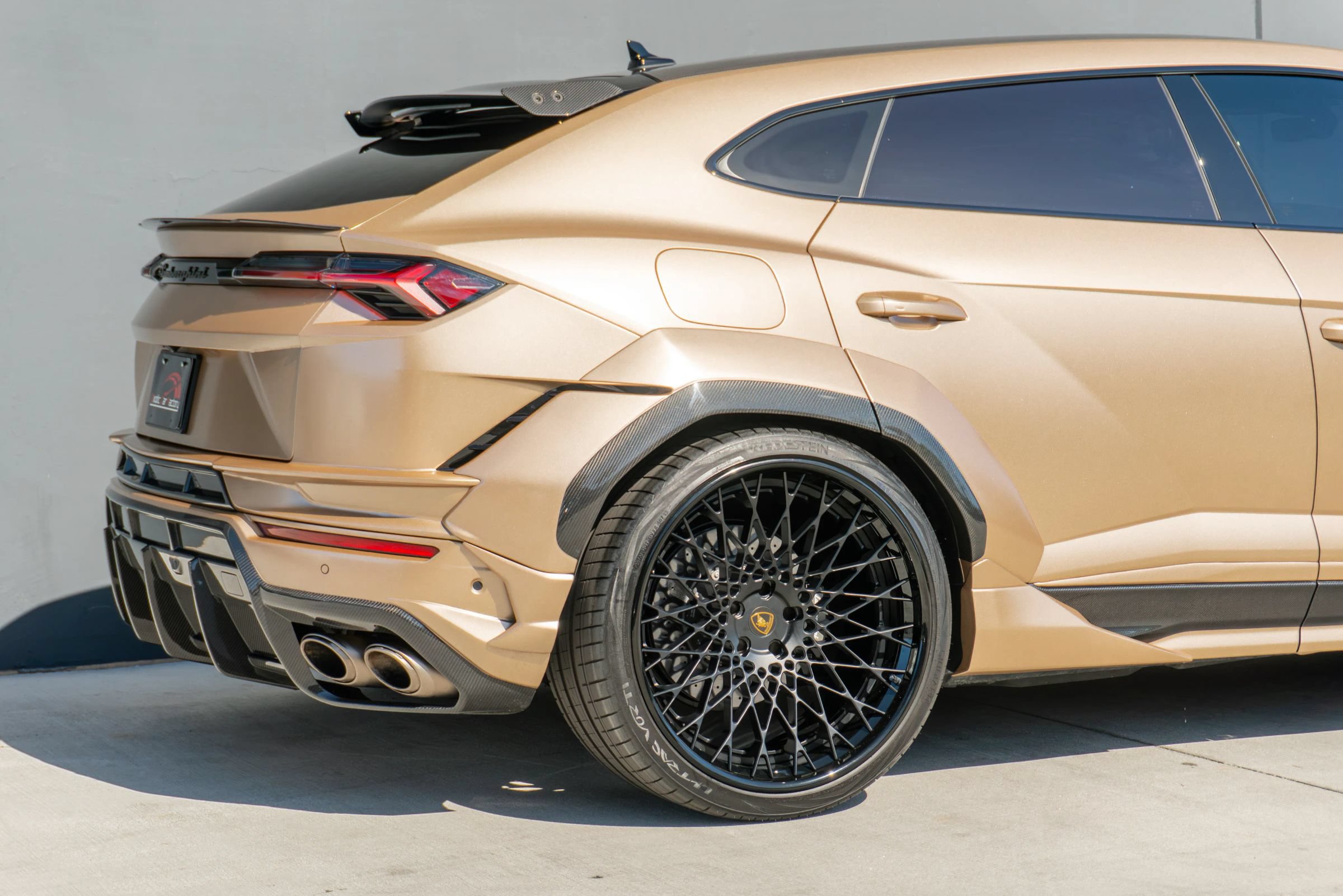Used 2023 Lamborghini Urus Performante AWD/4WD image 36
