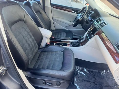 Used 2013 Volkswagen Passat TDI SEL Premium FWD image 13