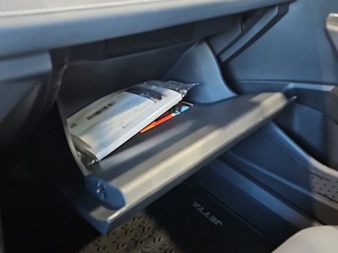 New 2026 Volkswagen Jetta SEL image 29