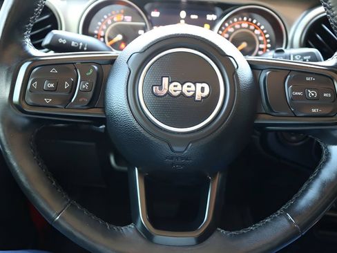 Used 2020 Jeep Wrangler Sport AWD/4WD image 20