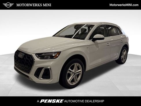 Used 2023 Audi Q5 e Premium w/ Convenience Package AWD/4WD image 1