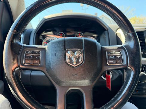 Used 2016 RAM 1500 Big Horn AWD/4WD image 24