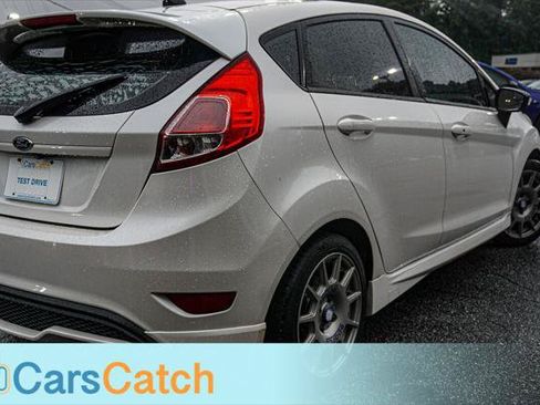 Used 2019 Ford Fiesta ST FWD image 5