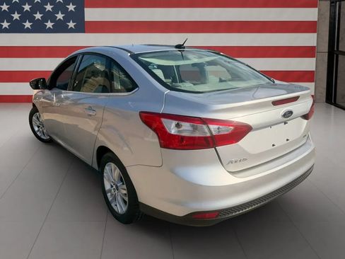 Used 2012 Ford Focus SEL FWD image 5