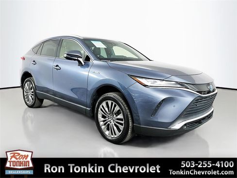 Used 2021 Toyota Venza Limited image 1