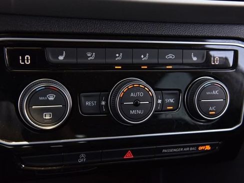 Certified 2023 Volkswagen Atlas SE AWD/4WD image 15