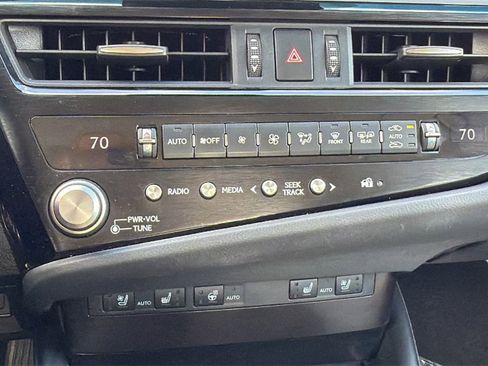 Used 2023 Lexus ES 350 w/ Premium Package image 37