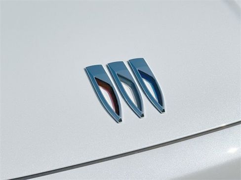 New 2026 Buick Enclave Avenir w/ Super Cruise Package image 32