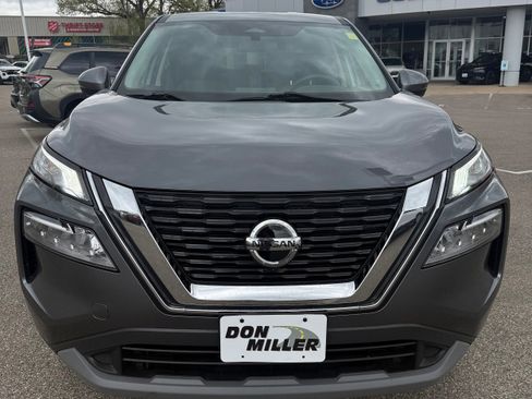 Used 2021 Nissan Rogue SV AWD/4WD image 2