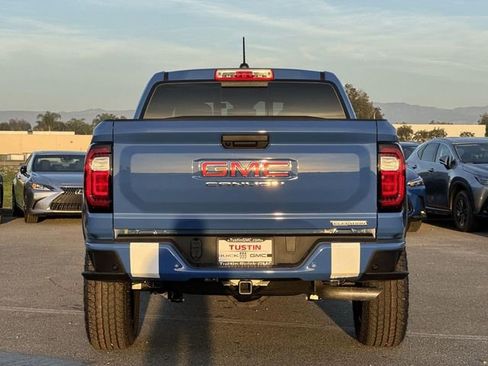 New 2026 GMC Canyon Elevation image 4