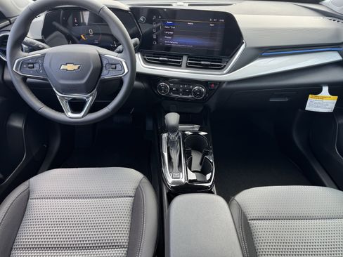 New 2026 Chevrolet Trax LT w/ Driver Confidence Package image 17