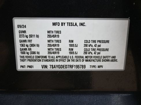 Used 2024 Tesla Model Y Long Range RWD image 43